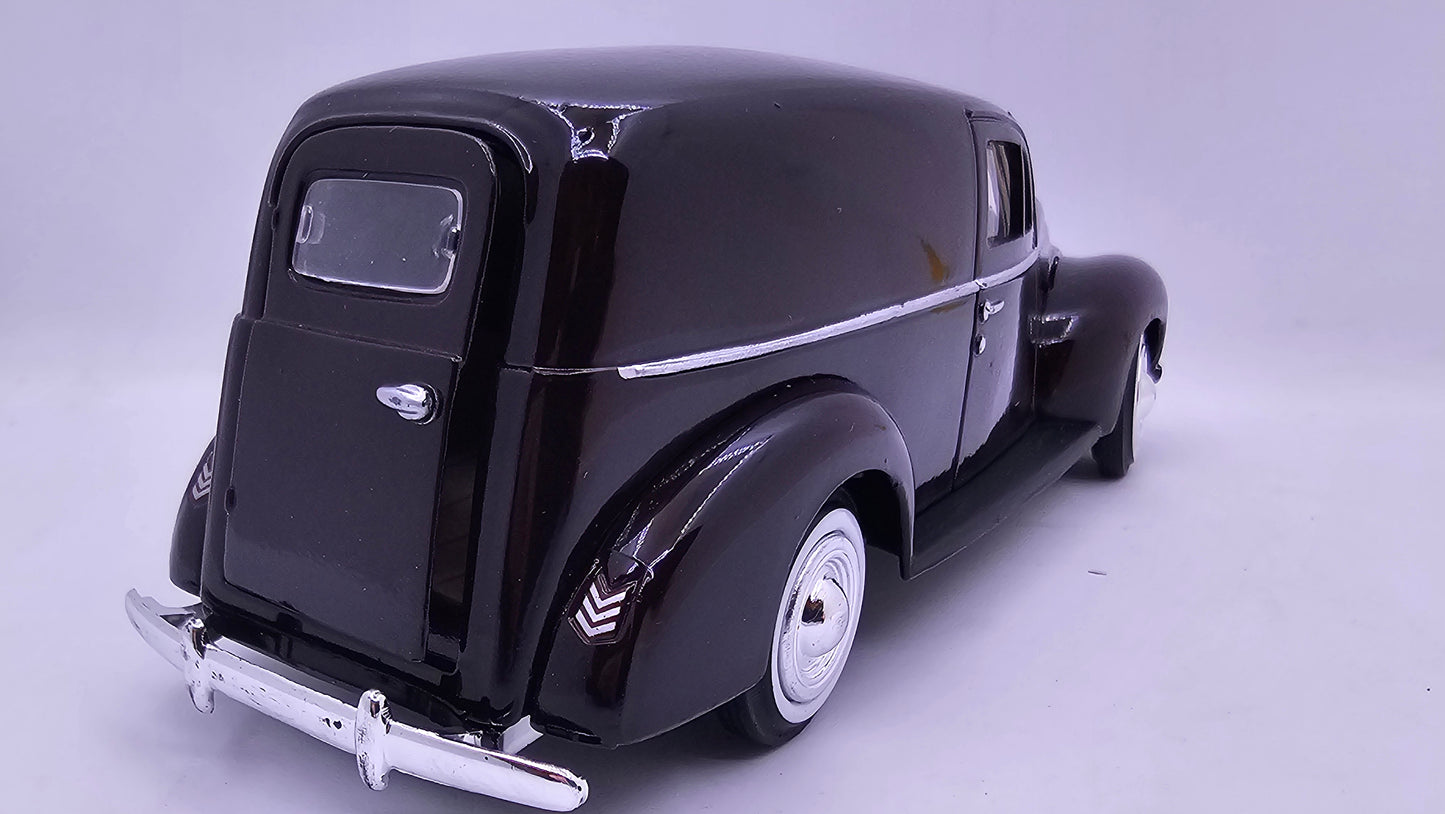 Ford Sedan Delivery - Escala 1/24 - MotorMax - (Sin caja)