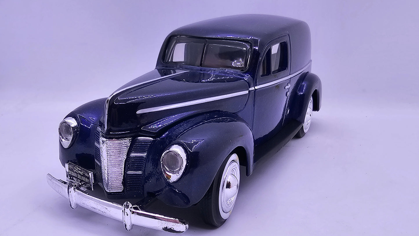 Ford Sedan Delivery - Escala 1/24 - MotorMax - (Sin caja)