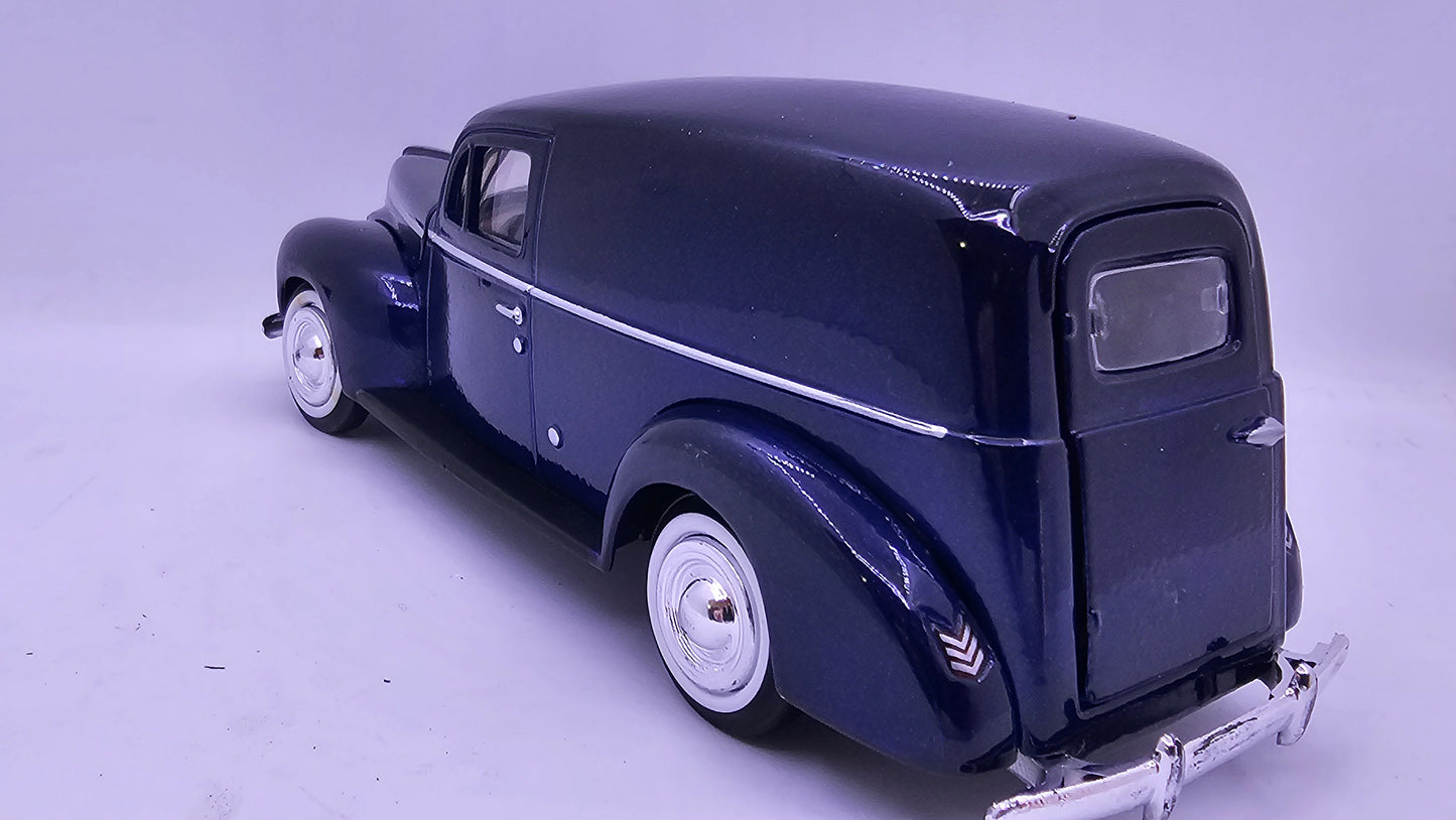 Ford Sedan Delivery - Escala 1/24 - MotorMax - (Sin caja)