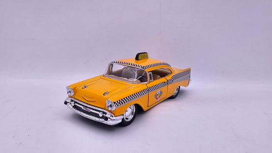 Chevrolet Bel Air Taxi 1957 - Escala 1/40 - Kinsmart - (Sin caja)