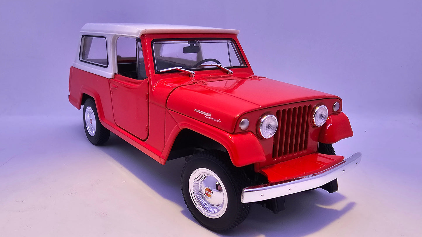 Jeep Commando - Escala 1/24 - Welly - (Sin caja)