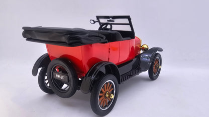 Ford Model T-Touring 1925 4 Puertas - Escala 1/24 - MotorMax - (Sin caja)