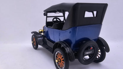 Ford Model T-Touring 1925 4 Puertas - Escala 1/24 - MotorMax - (Sin caja)