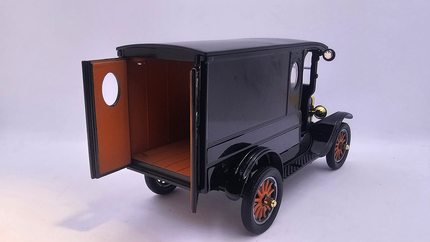 Ford Model T-Touring 1925 Paddy Wagon - Escala 1/24 - MotorMax - (Sin caja)