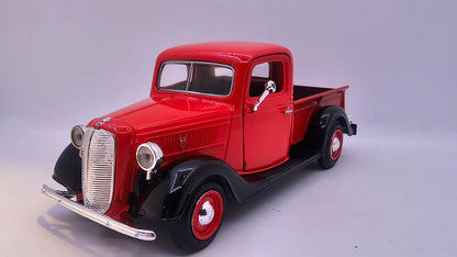 Ford Pick-Up 1937 - Escala 1/24 - MotorMax - (Sin caja)