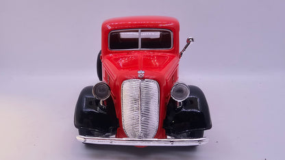 Ford Pick-Up 1937 - Escala 1/24 - MotorMax - (Sin caja)