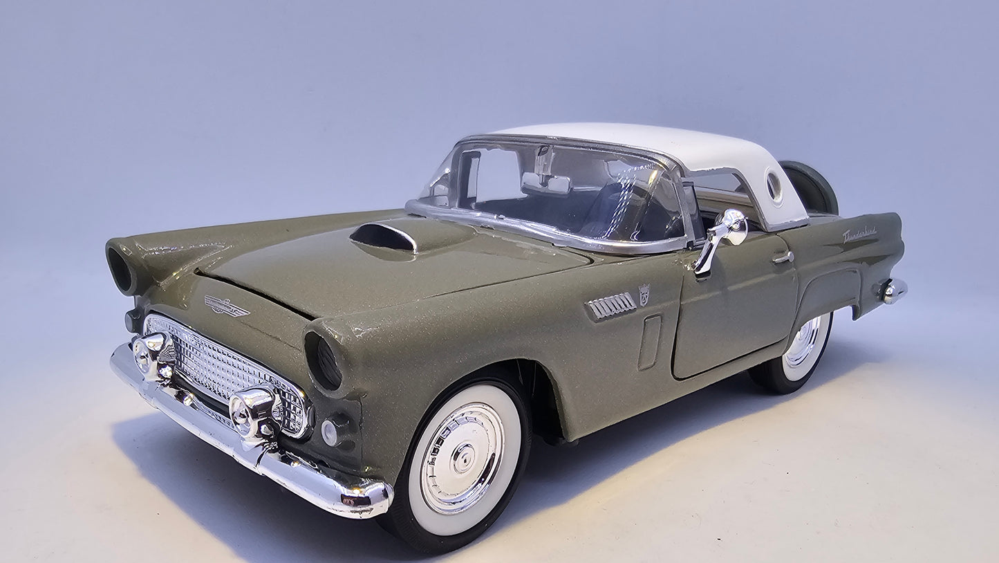 Ford Thunderbird - Escala 1/24 - MotorMax - (Sin caja)