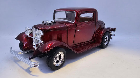 Ford Coupe 1932 - Escala 1/24 - MotorMax - (Sin caja)