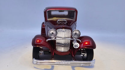 Ford Coupe 1932 - Escala 1/24 - MotorMax - (Sin caja)