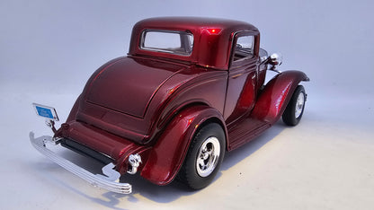 Ford Coupe 1932 - Escala 1/24 - MotorMax - (Sin caja)