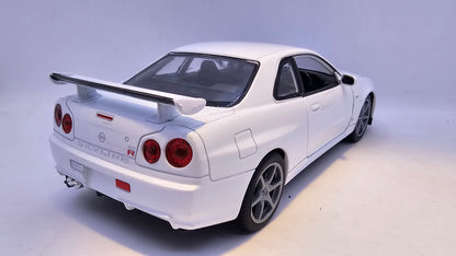 Nissan Skyline GT-R R34 - Escala 1/24 - Welly - (Sin caja)