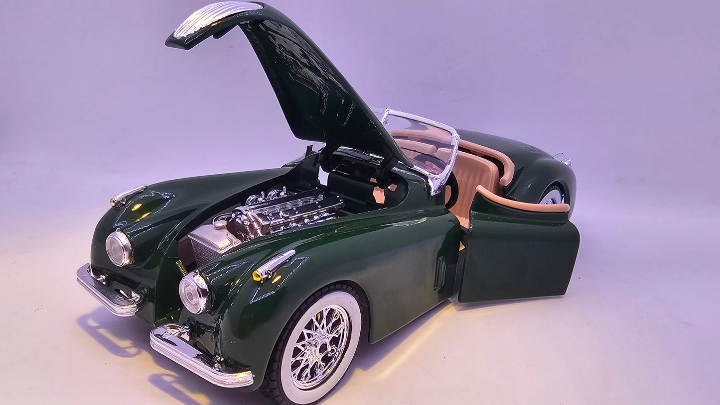 Jaguar XK 120 - Escala 1/24 - Burago - (Sin caja)