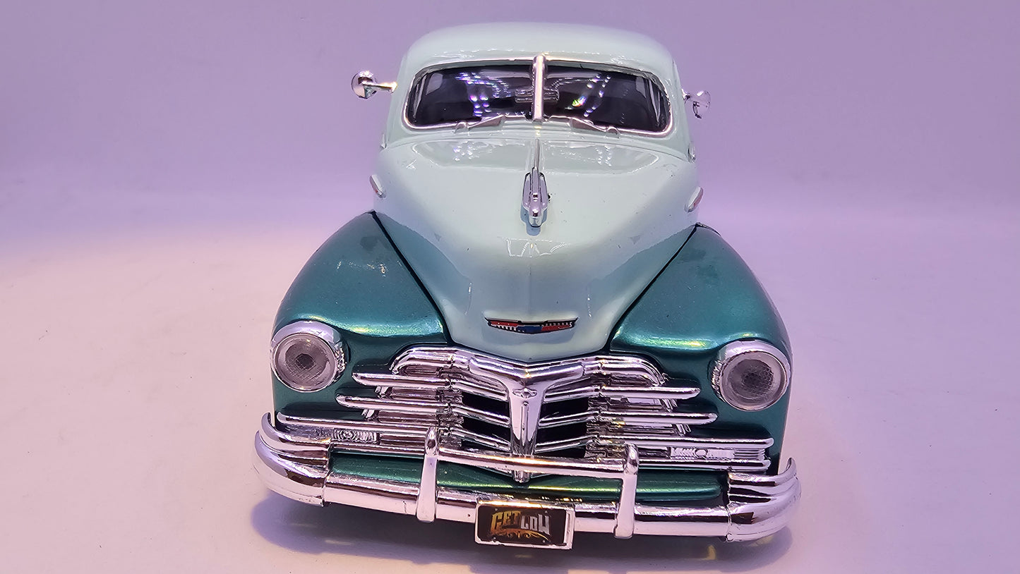 Chevy Aerosedan Fleetline 1948 - Escala 1/24 - MotorMax - (Sin caja)