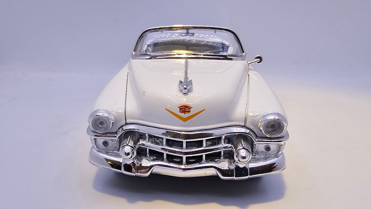 Cadillac Eldorado 1953 - Escala 1/24 - Welly - (Sin caja)