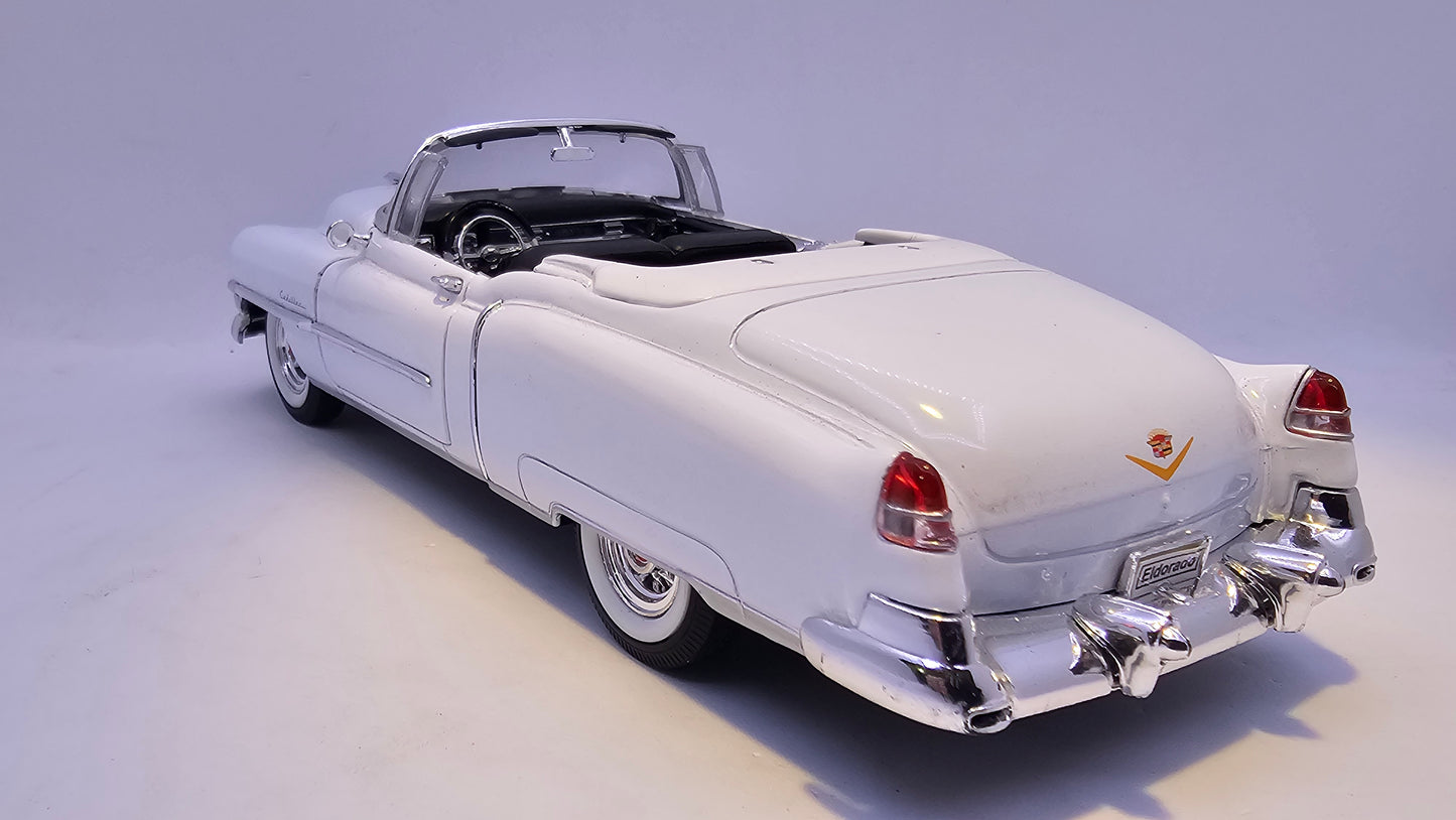 Cadillac Eldorado 1953 - Escala 1/24 - Welly - (Sin caja)