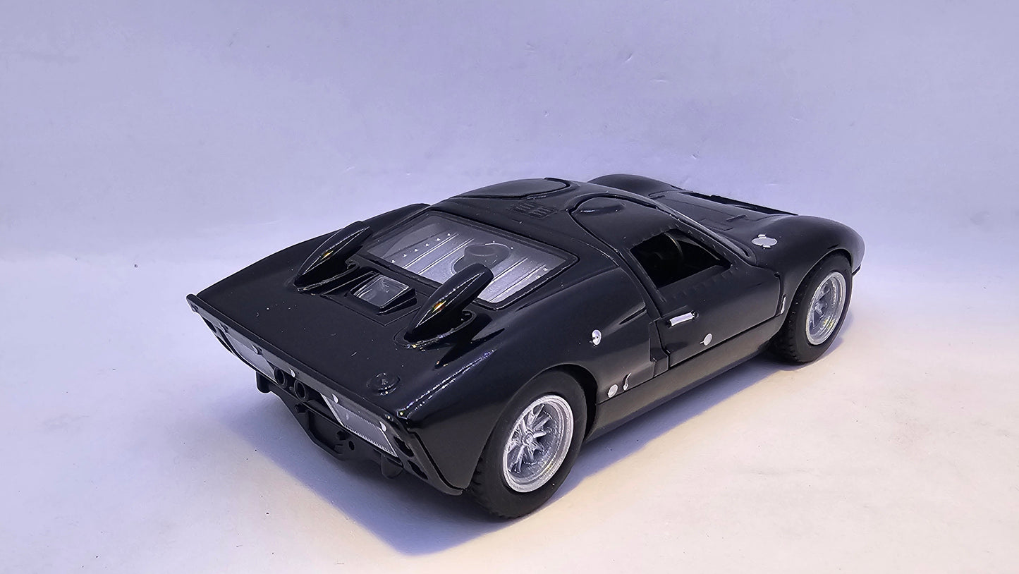 Ford GT40 MKII 1966 - Escala 1/32 - Kinsmart - (Sin caja)