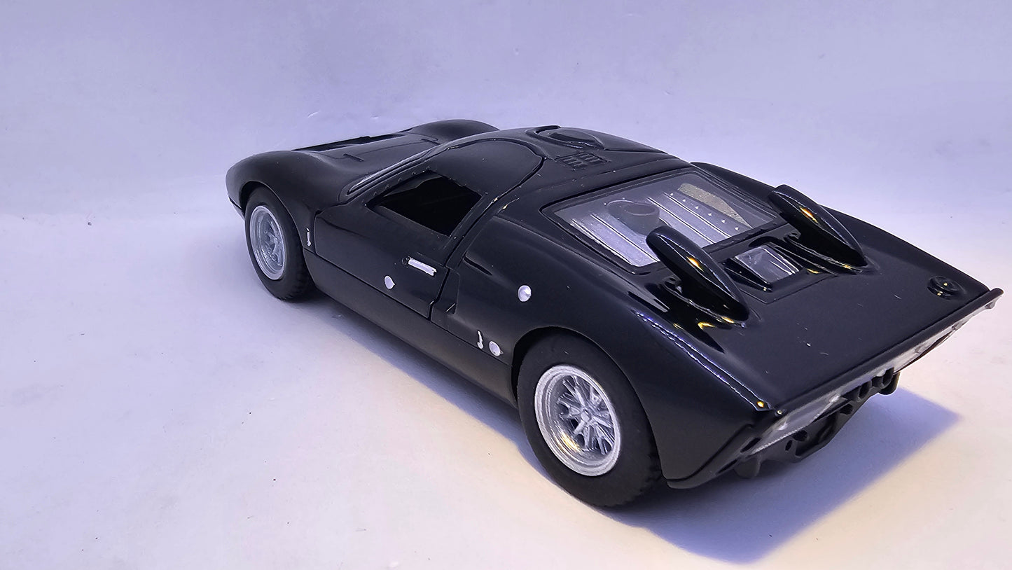 Ford GT40 MKII 1966 - Escala 1/32 - Kinsmart - (Sin caja)