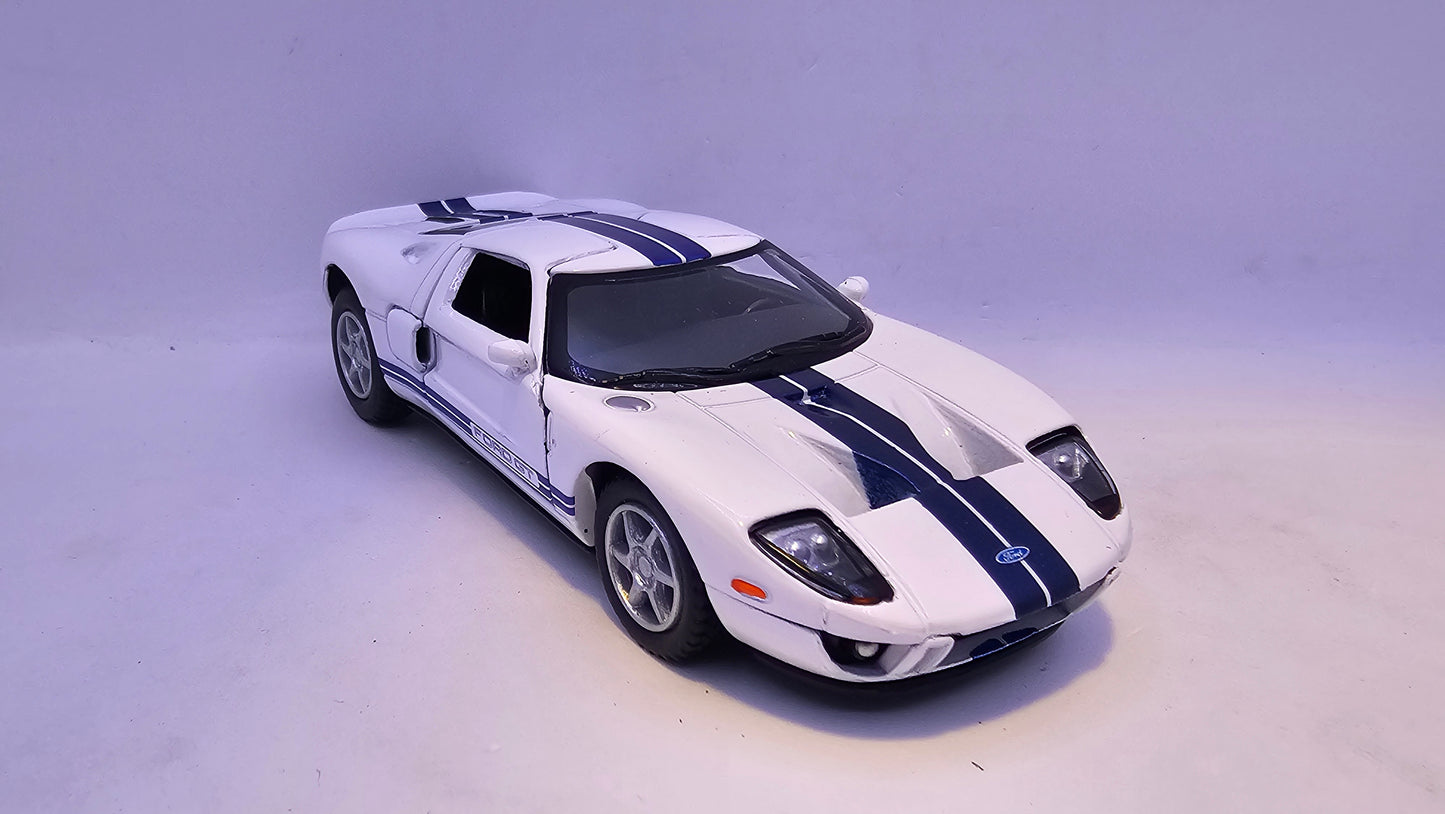 Ford GT 2006 - Escala 1/36 - Kinsmart - (Sin caja)