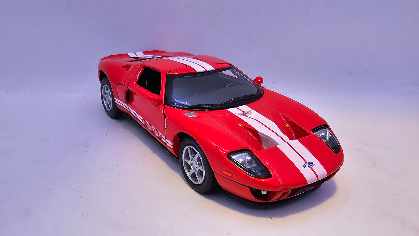 Ford GT 2006 - Escala 1/36 - Kinsmart - (Sin caja)