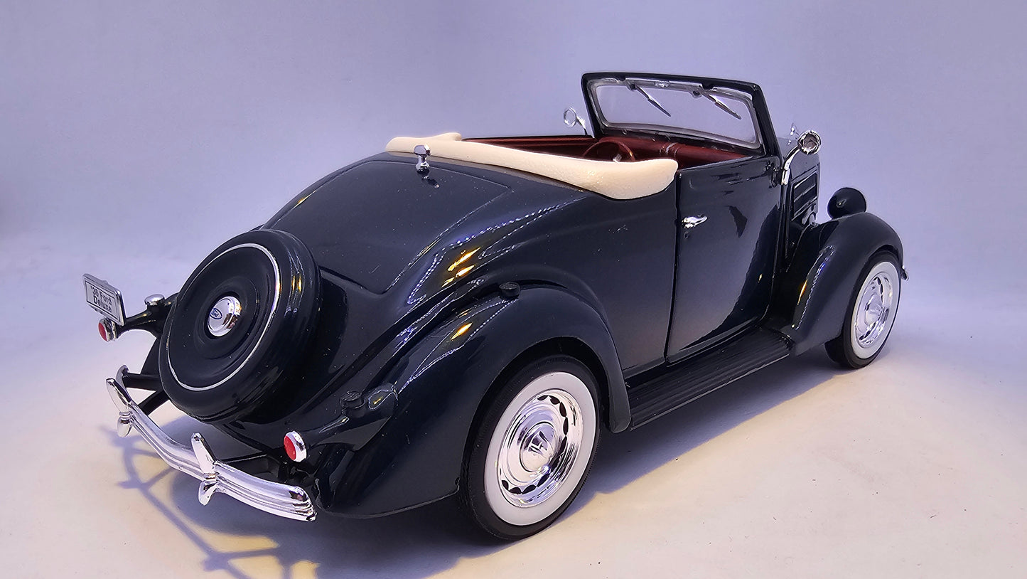 Ford Deluxe Cabriolet 1936 - Escala 1/24 - Welly - (Sin caja)