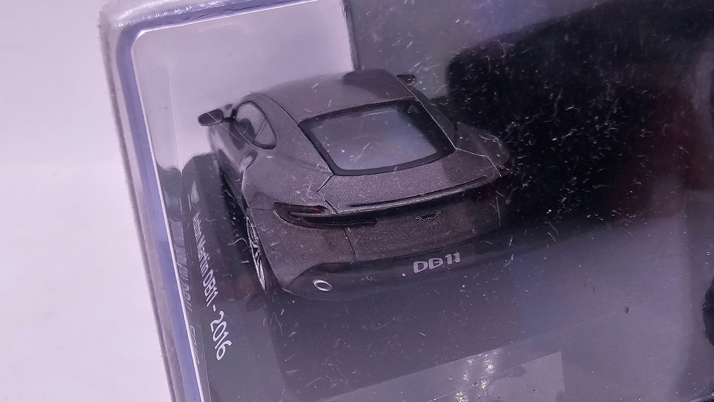Aston Martin DB11 2016 - Escala 1/43 - Salvat