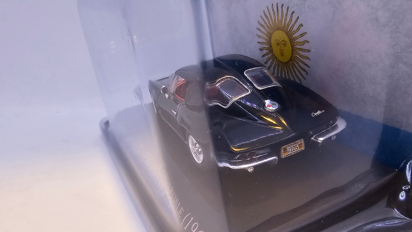 Chevrolet Corvette Convertible 1963 - Escala 1/43 - Salvat