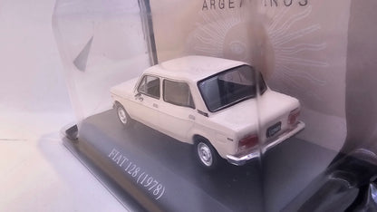 Fiat 128 1978 - Escala 1/43 - Luppa