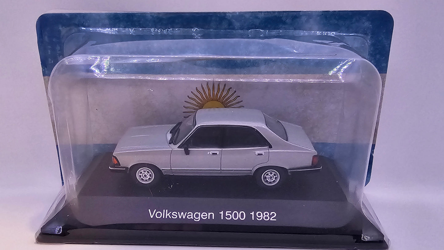 Volkswagen 1500 1982 - Escala 1/43 - Salvat