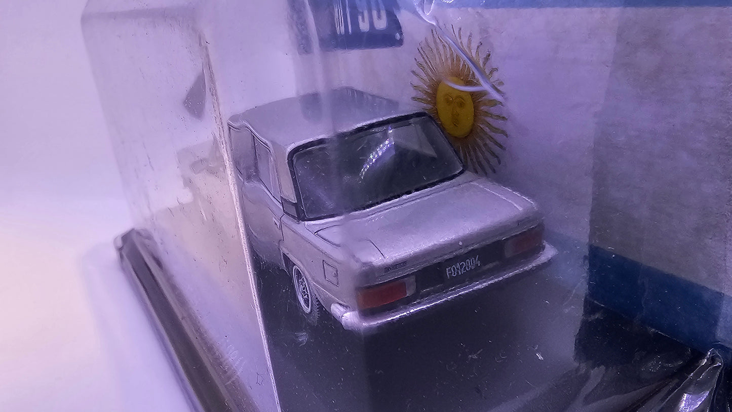 Fiat 125 Mirafiori 1981 - Escala 1/43 - Salvat