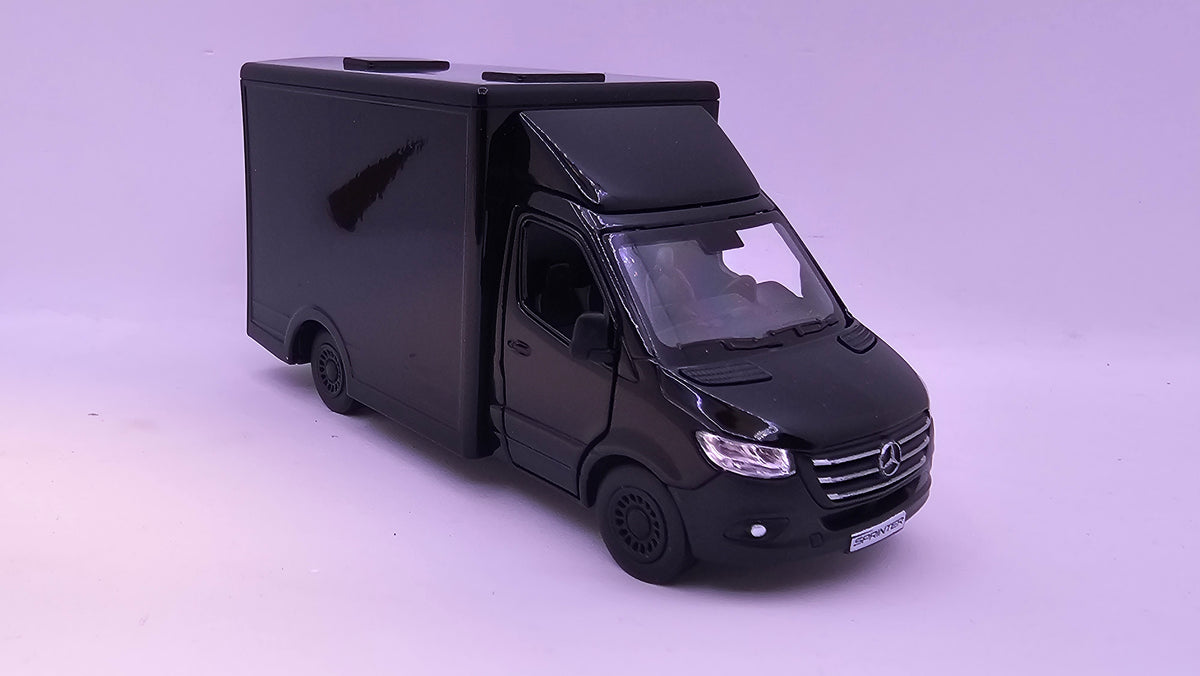 Mercedes Benz Sprinter - Escala 1/48 - Kinsmart - (Sin caja)