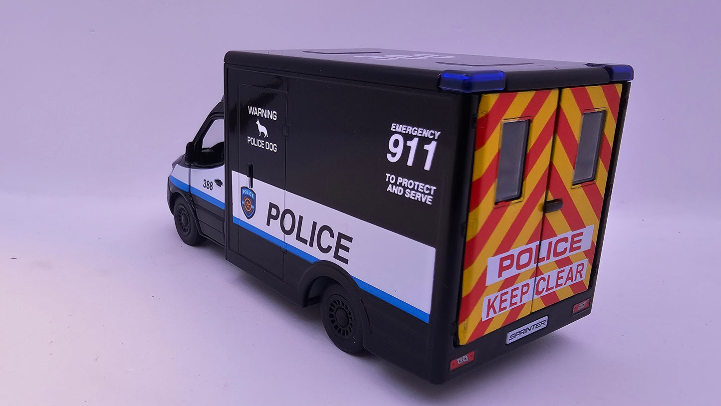 Mercedes Benz Sprinter Policia - Escala 1/48 - Kinsmart - (Sin caja)
