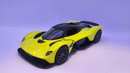 Aston Martin Valkyrie - Escala 1/36 - Kinsmart - (Sin caja)