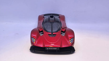 Aston Martin Valkyrie - Escala 1/36 - Kinsmart - (Sin caja)