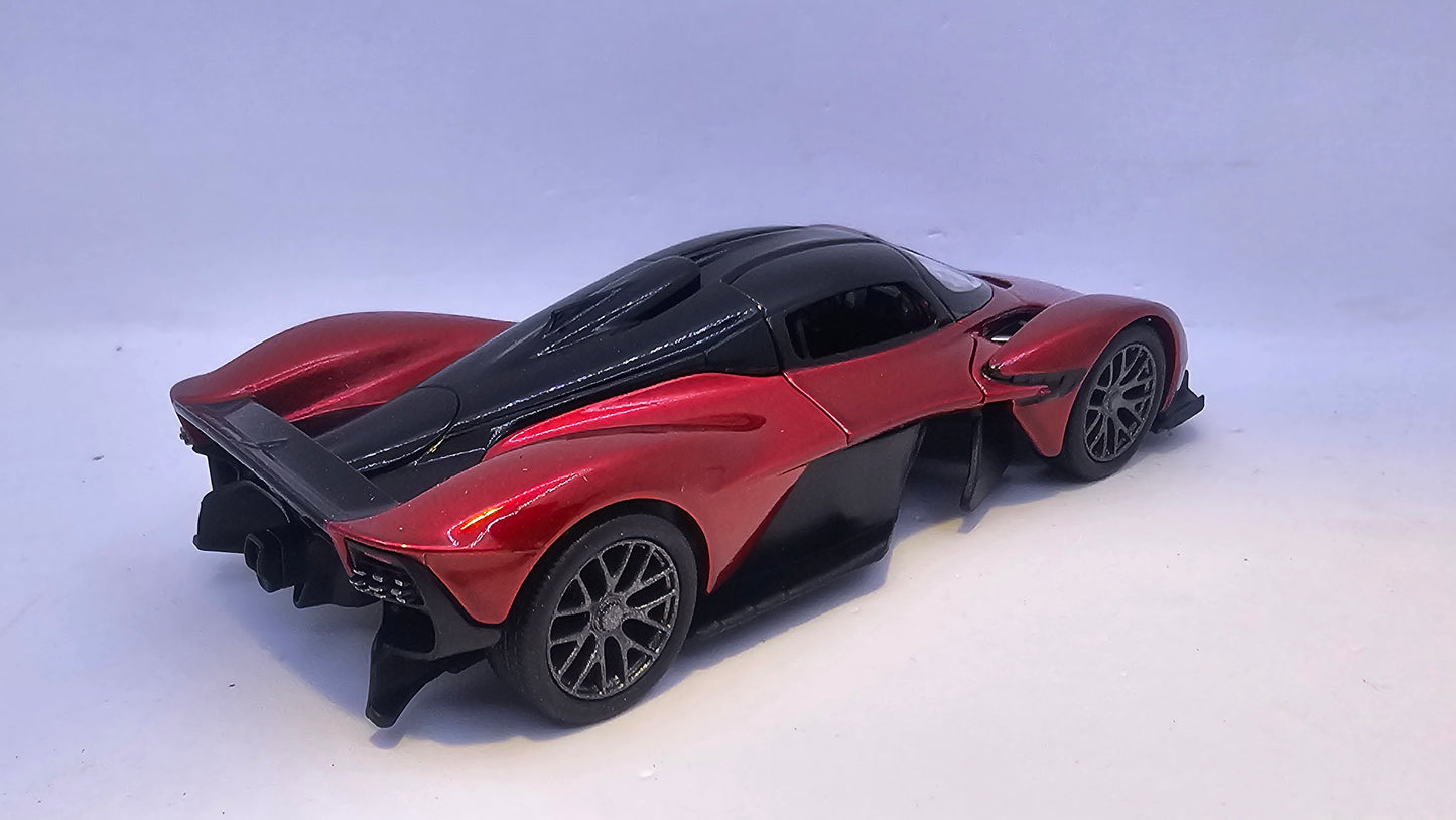 Aston Martin Valkyrie - Escala 1/36 - Kinsmart - (Sin caja)