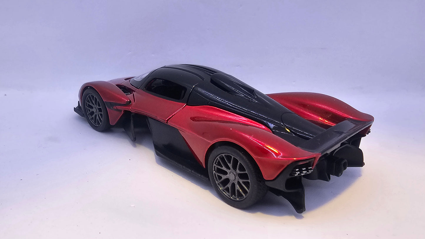 Aston Martin Valkyrie - Escala 1/36 - Kinsmart - (Sin caja)