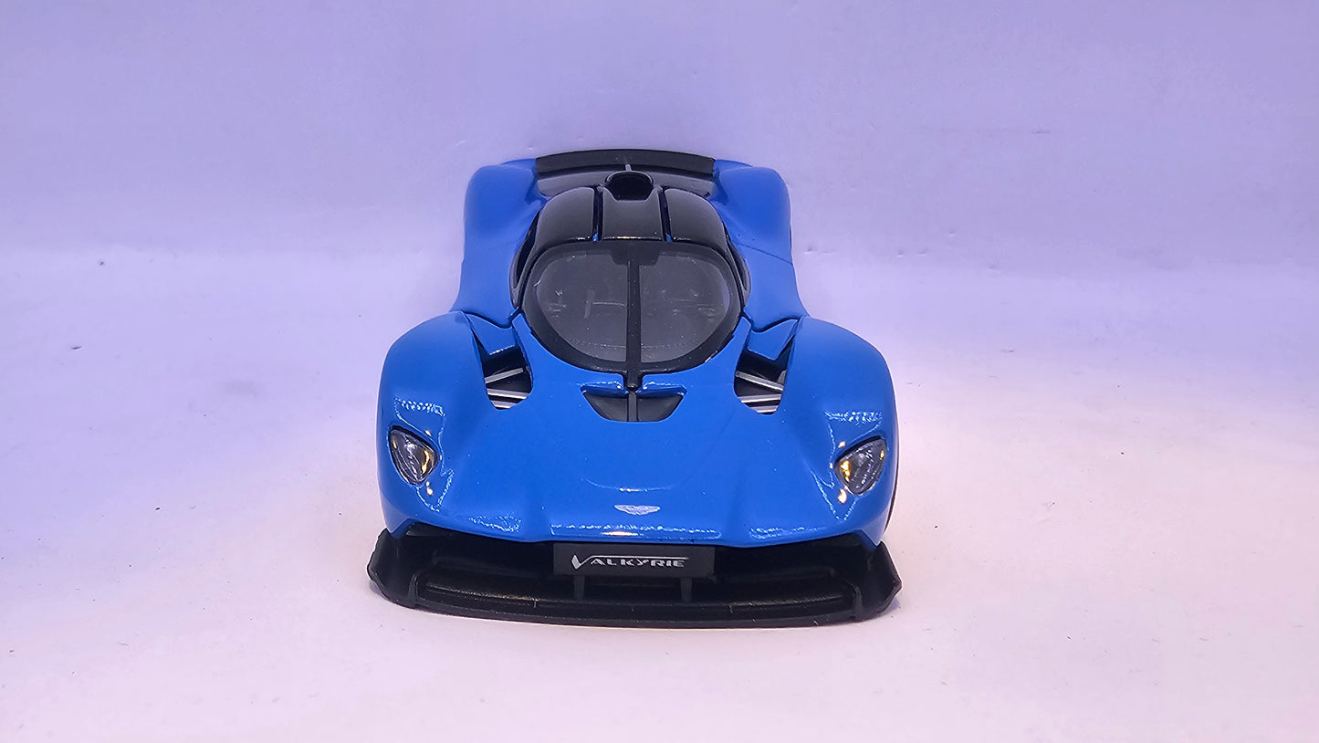 Aston Martin Valkyrie - Escala 1/36 - Kinsmart - (Sin caja)