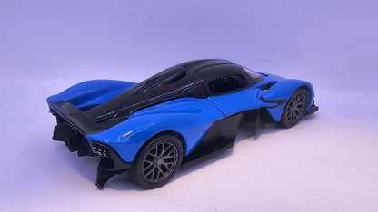 Aston Martin Valkyrie - Escala 1/36 - Kinsmart - (Sin caja)