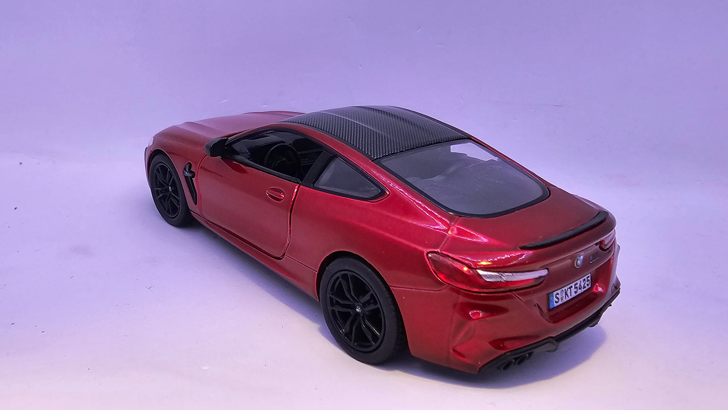 BMW M8 Competition Coupé - Escala 1/38 - Kinsmart - (Sin caja)