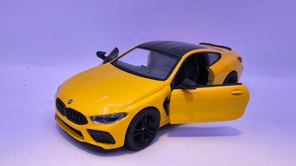 BMW M8 Competition Coupé - Escala 1/38 - Kinsmart - (Sin caja)
