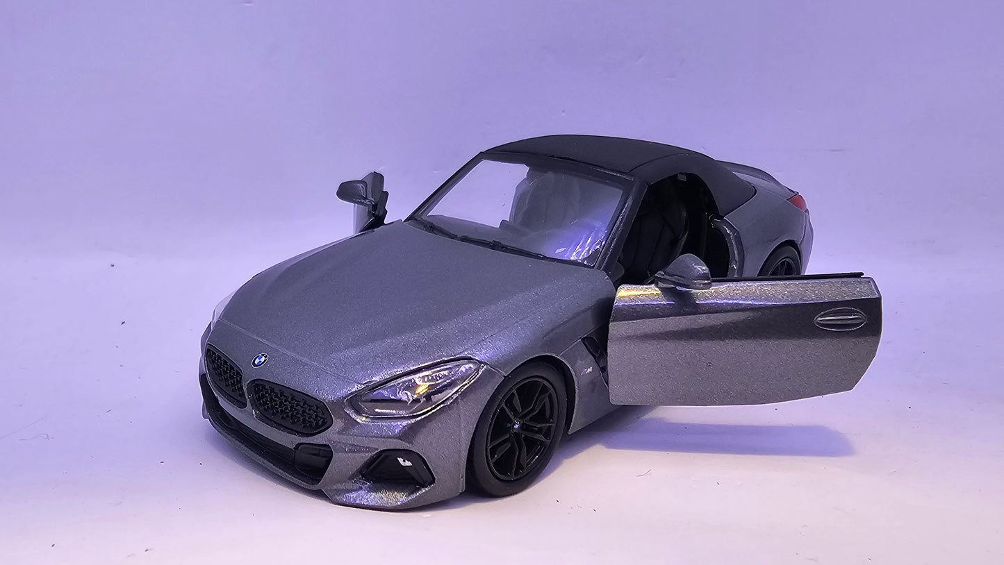 BMW Z4 - Escala 1/34 - Kinsmart - (Sin caja)
