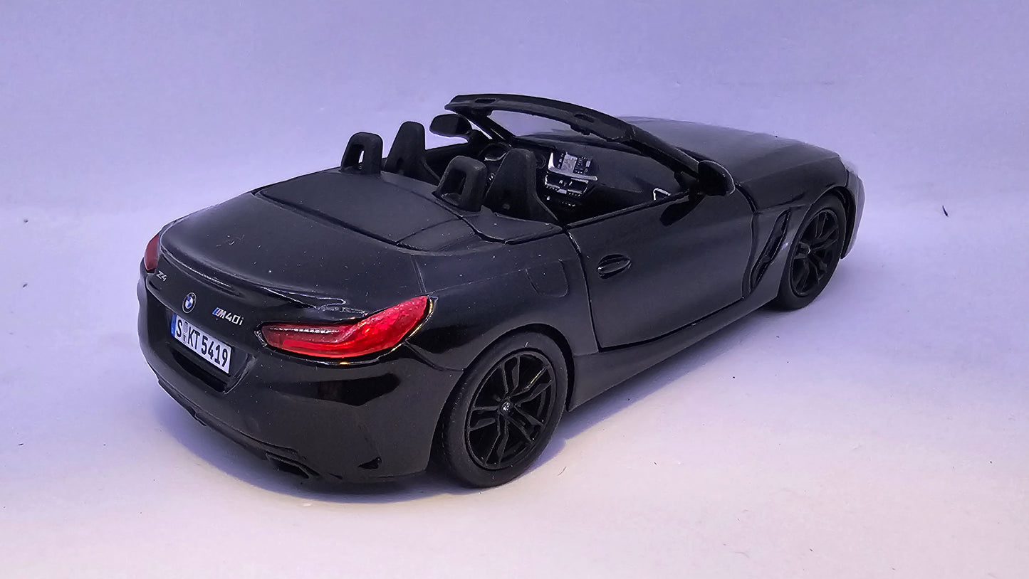 BMW Z4 - Escala 1/34 - Kinsmart - (Sin caja)