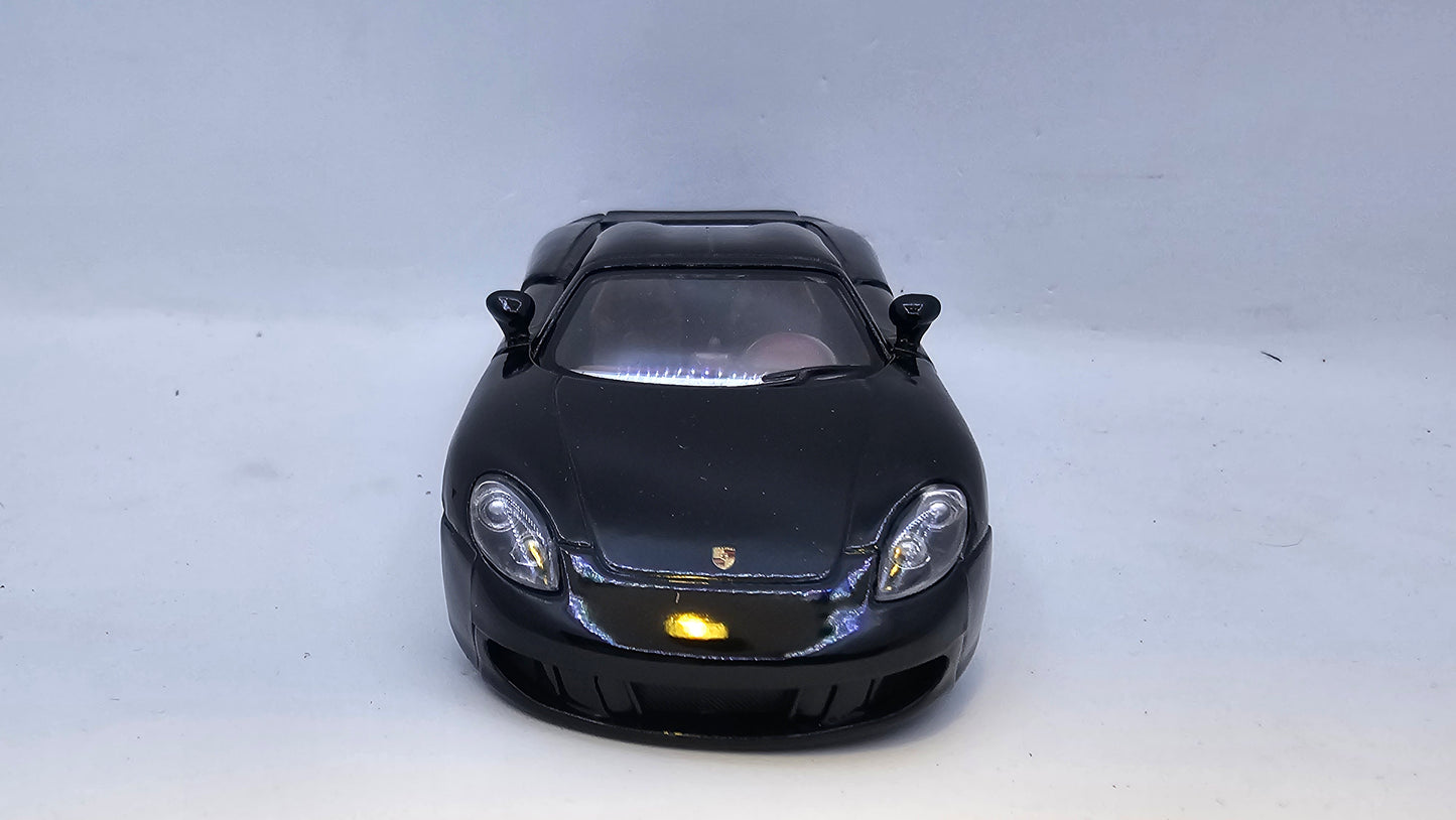 Porsche Carrera GT - Escala 1/36 - Kinsmart - (Sin caja)
