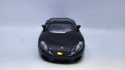 Porsche Carrera GT - Escala 1/36 - Kinsmart - (Sin caja)