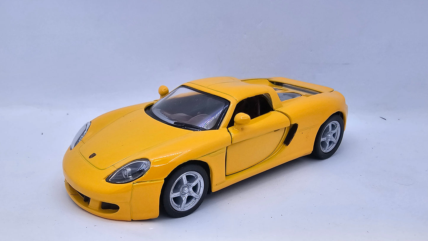Porsche Carrera GT - Escala 1/36 - Kinsmart - (Sin caja)