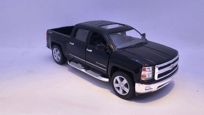 Chevrolet Silverado 2014 - Escala 1/46 - Kinsmart - (Sin caja)
