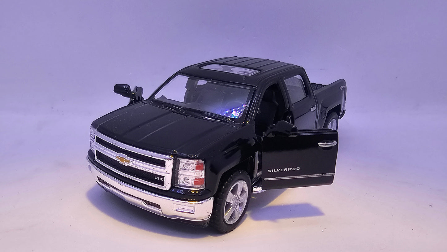 Chevrolet Silverado 2014 - Escala 1/46 - Kinsmart - (Sin caja)