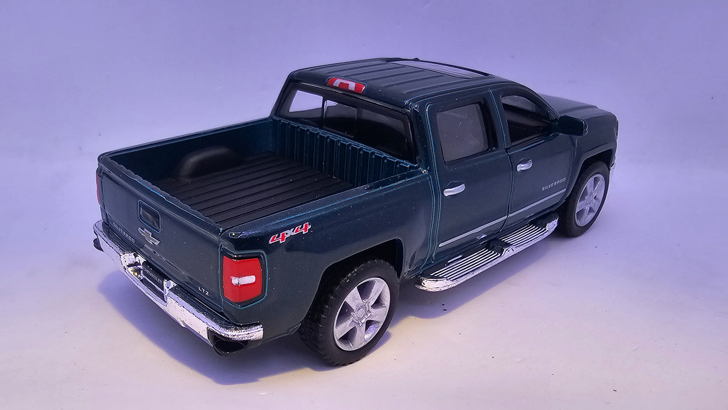 Chevrolet Silverado 2014 - Escala 1/46 - Kinsmart - (Sin caja)