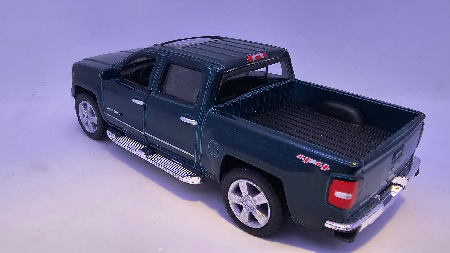 Chevrolet Silverado 2014 - Escala 1/46 - Kinsmart - (Sin caja)