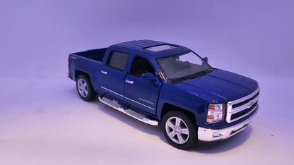 Chevrolet Silverado 2014 - Escala 1/46 - Kinsmart - (Sin caja)