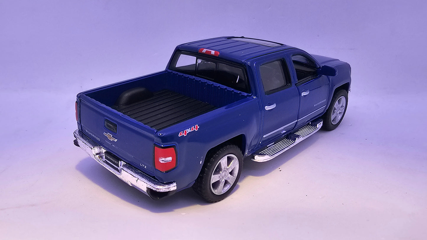 Chevrolet Silverado 2014 - Escala 1/46 - Kinsmart - (Sin caja)